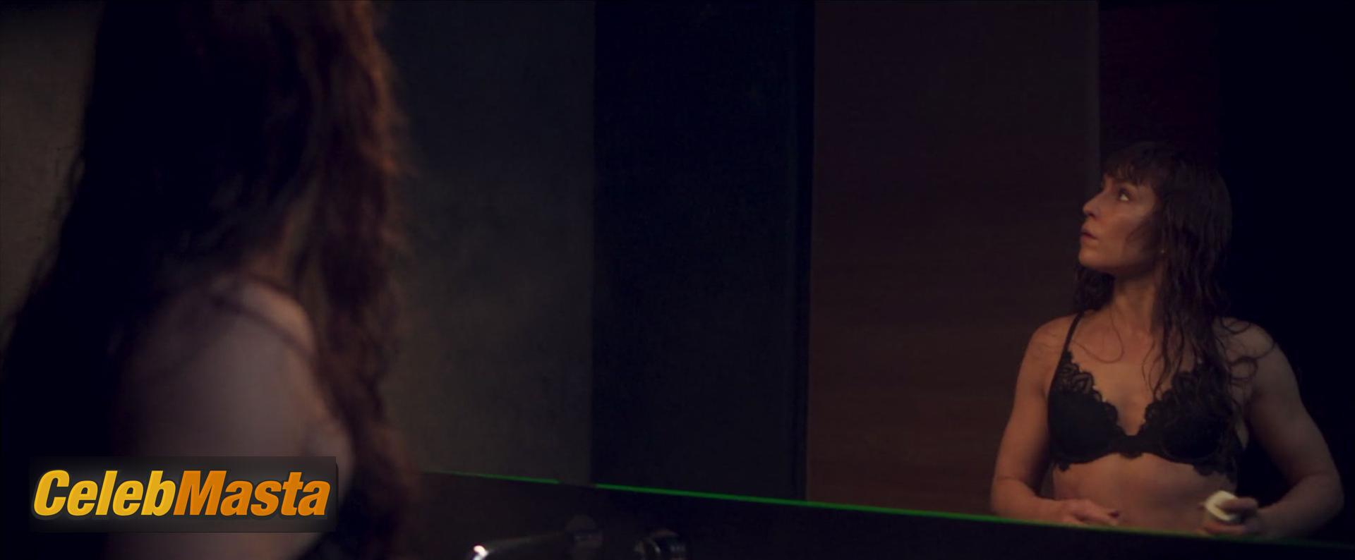 Noomi Rapace Photo Gallery from Close photo 2