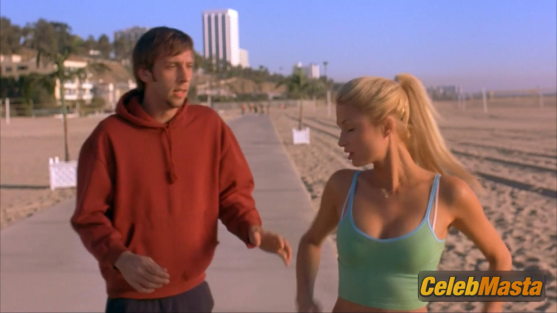 Photo Gallery: Paris Hilton in The Hottie And The Nottie photo 4