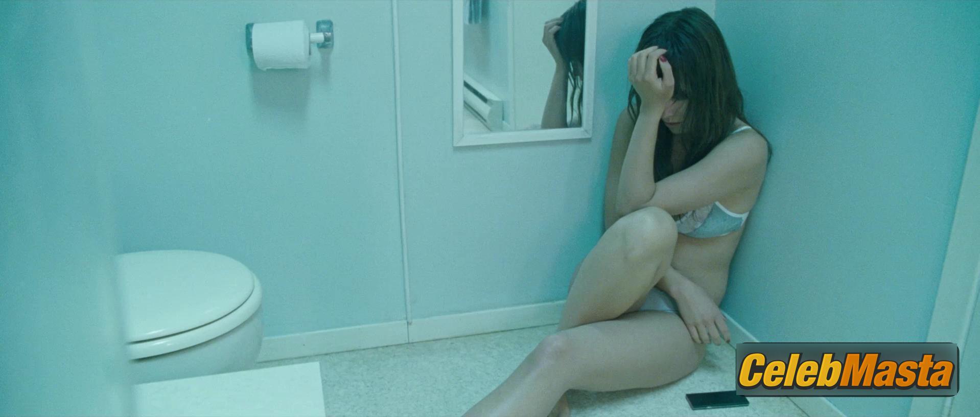 Olivia Wilde Photo Collection from Deadfall photo 3