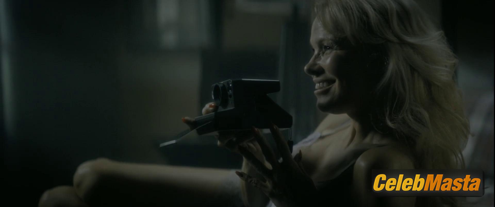 Pamela Anderson Scene Photos Gallery from The Gun photo 1