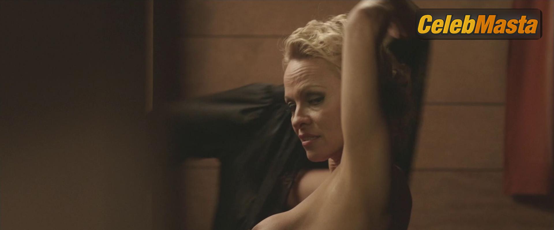 Photo Gallery: Pamela Anderson in The People Garden photo 2