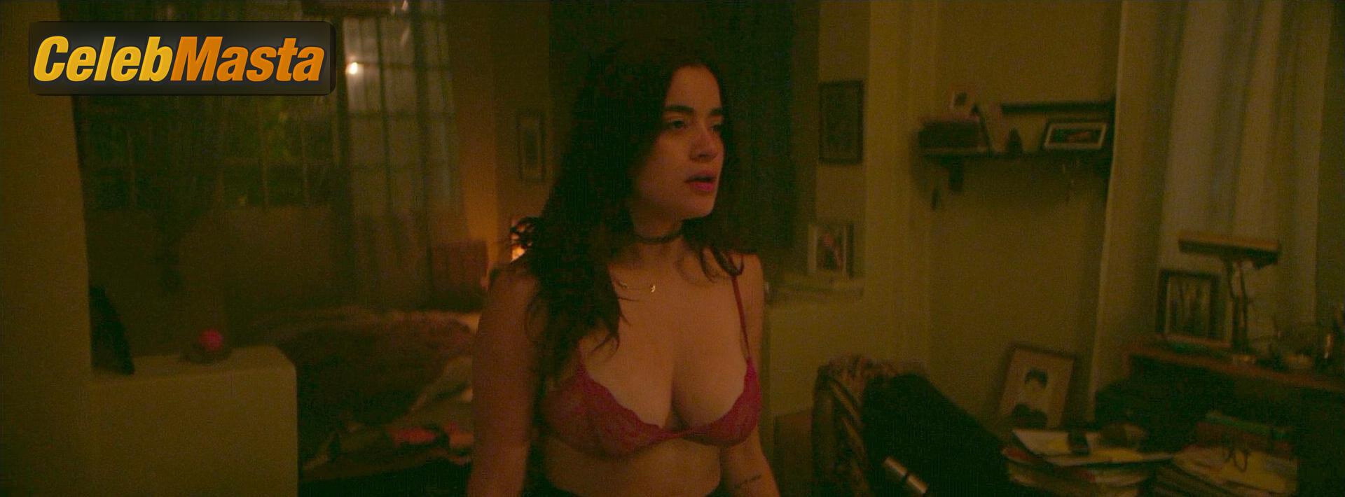 Paulina Gaitan Photos from Souvenir photo 4
