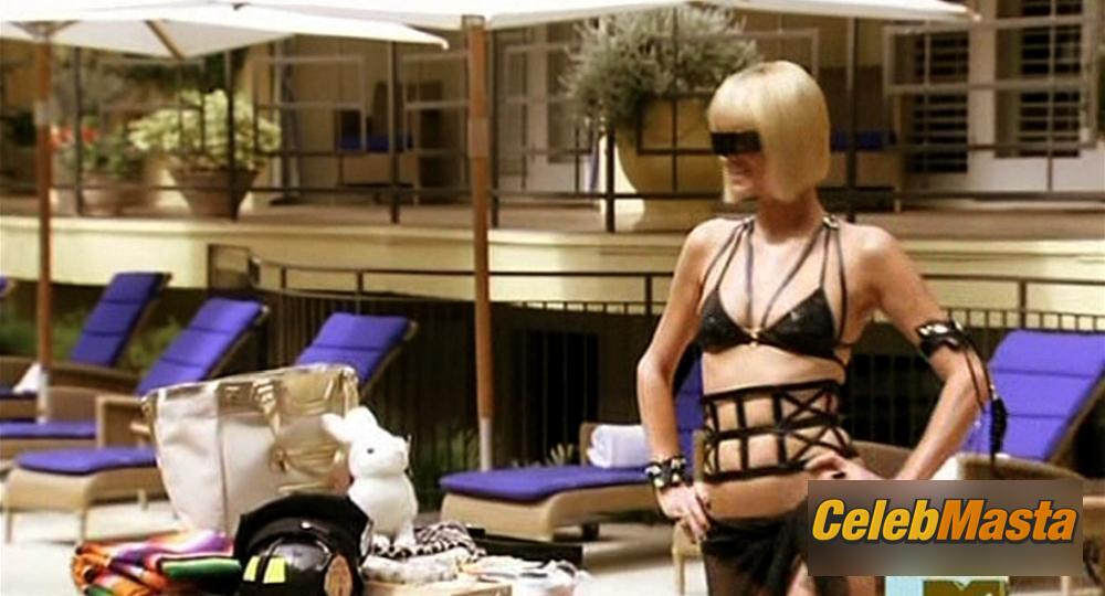 Paris Hilton Photos: My New Bff photo 3