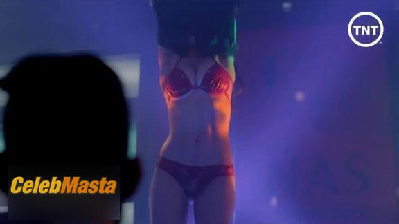 Photo Gallery: Paulina Gaitan in Senorita Polvora photo 4