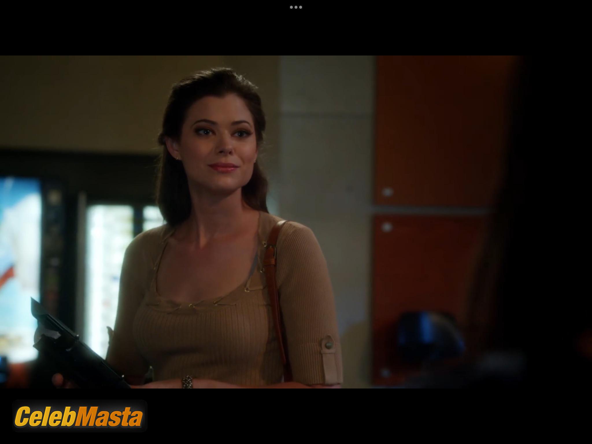 Peyton List Photo Set from 90210 photo 1