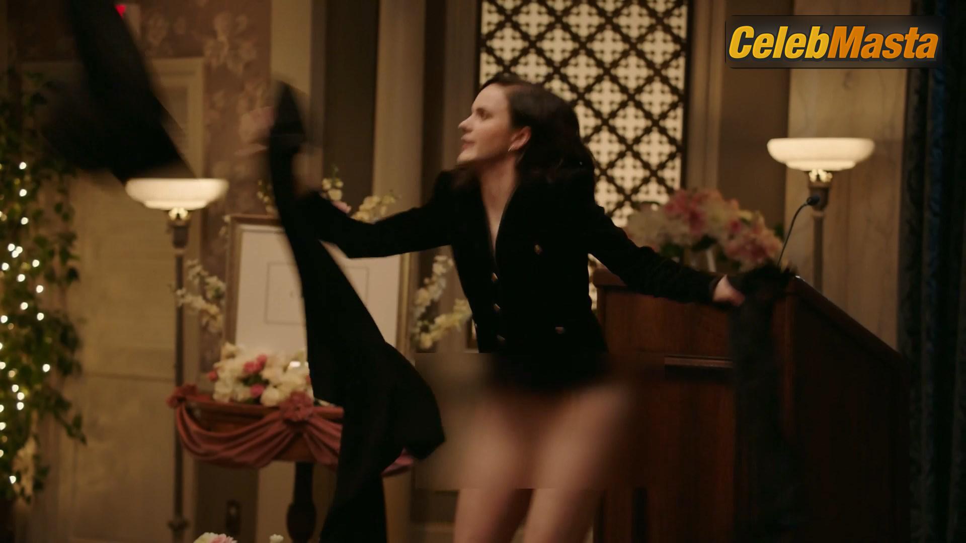Rachel Brosnahan Photo Set from Yearly Departed photo 4