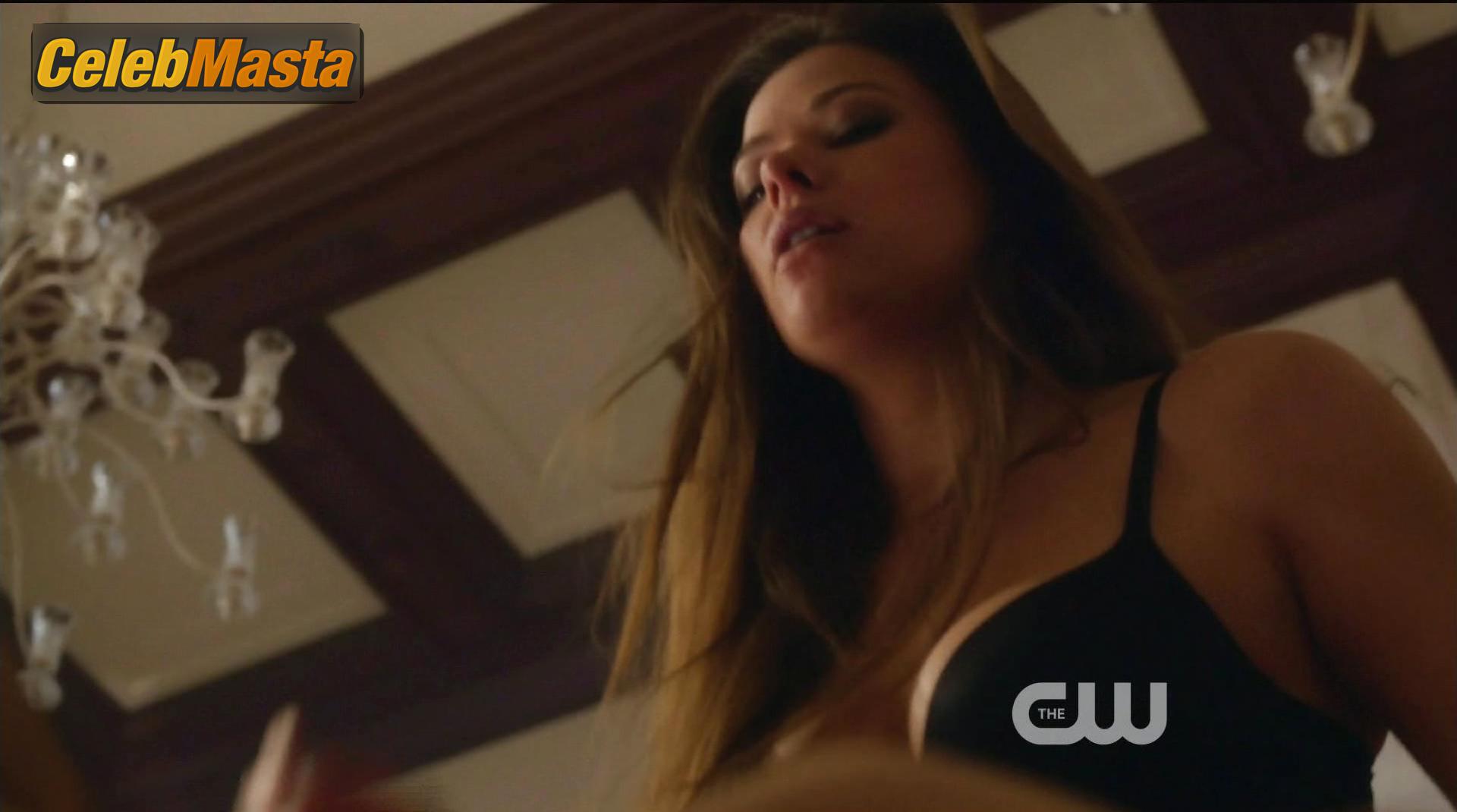 Peyton List Scene Photos Gallery from The Tomorrow People photo 2