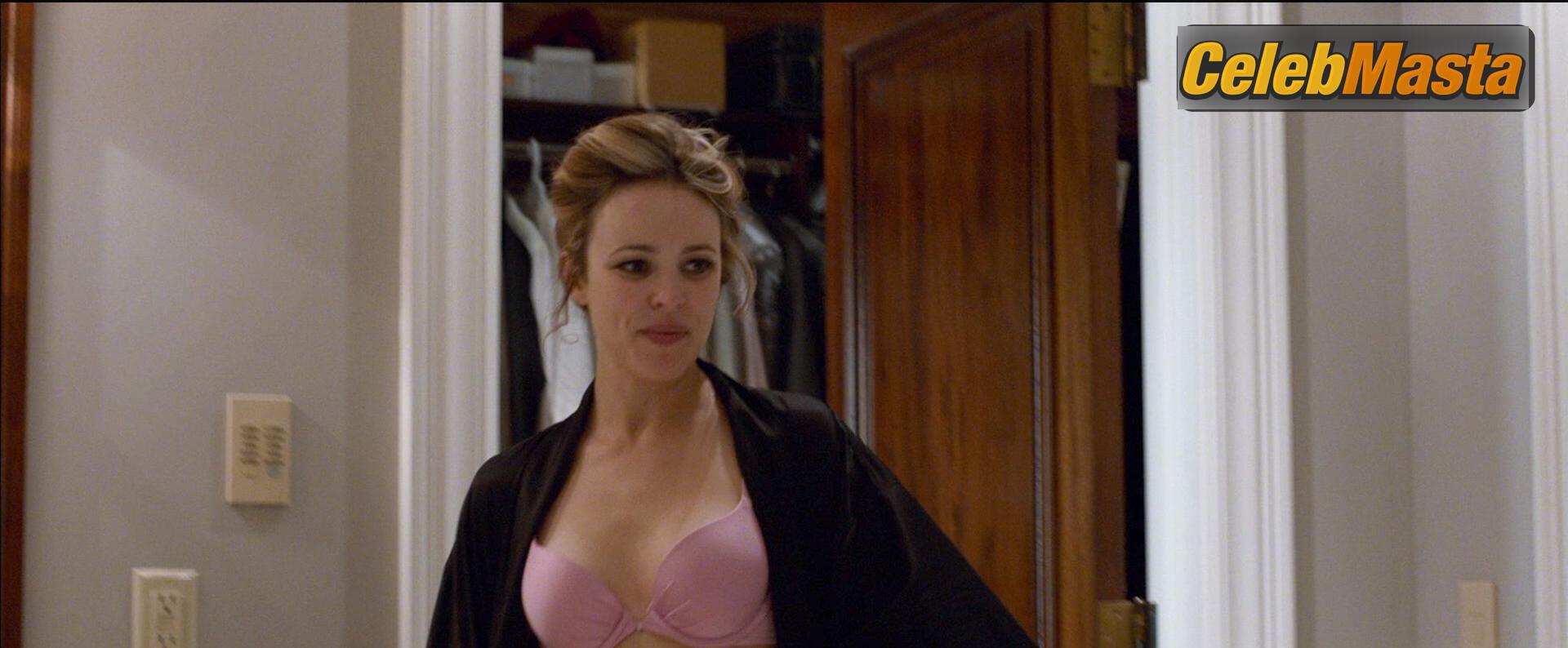 Rachel McAdams Scene Photos Gallery from Southpaw photo 2
