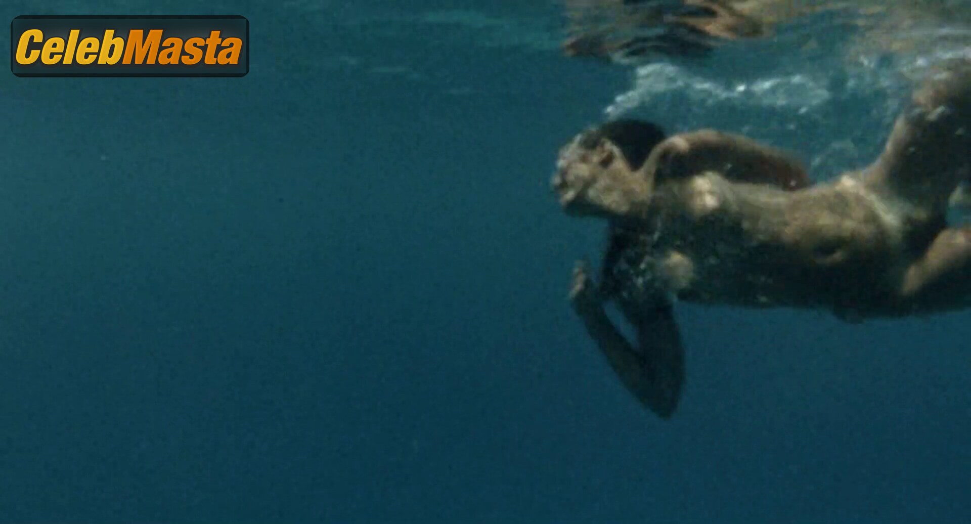 Photo Gallery: Phoebe Cates in Paradise photo 4