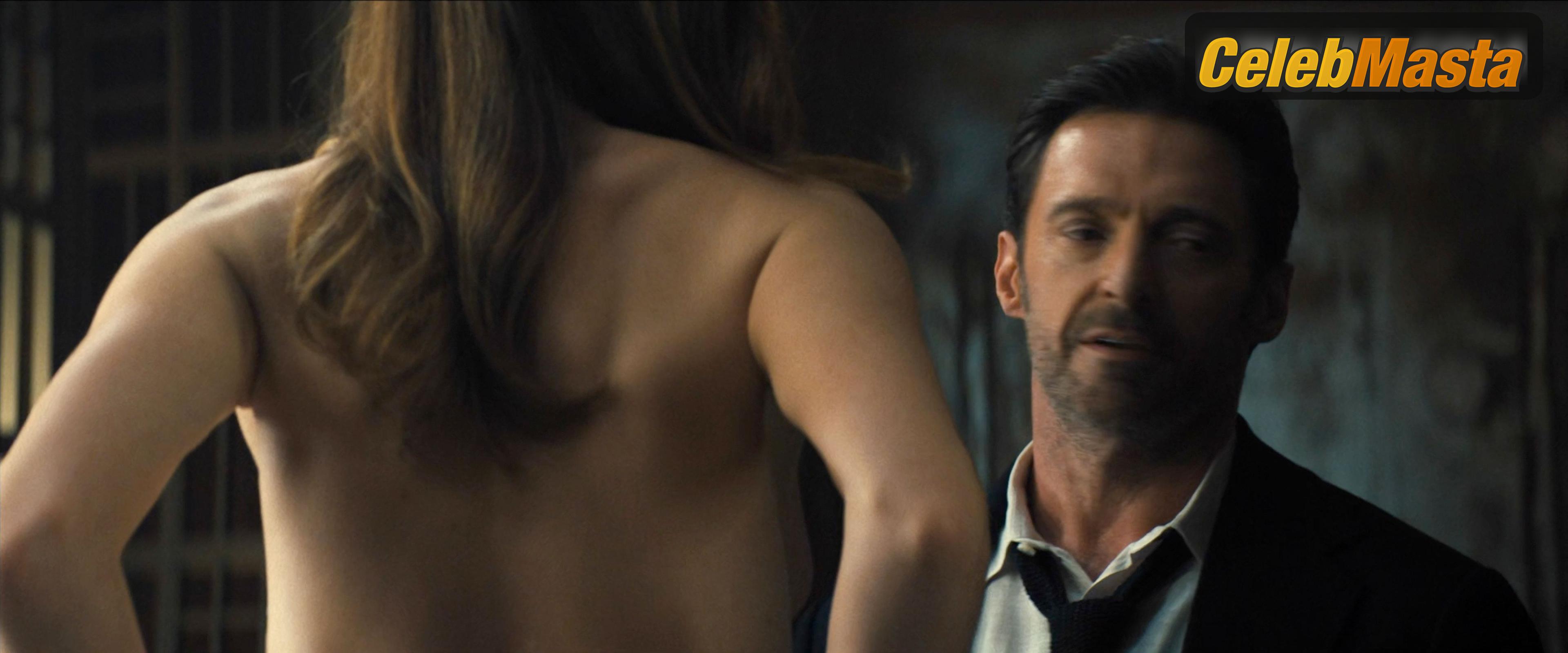 Rebecca Ferguson Photos from Reminiscence photo 4