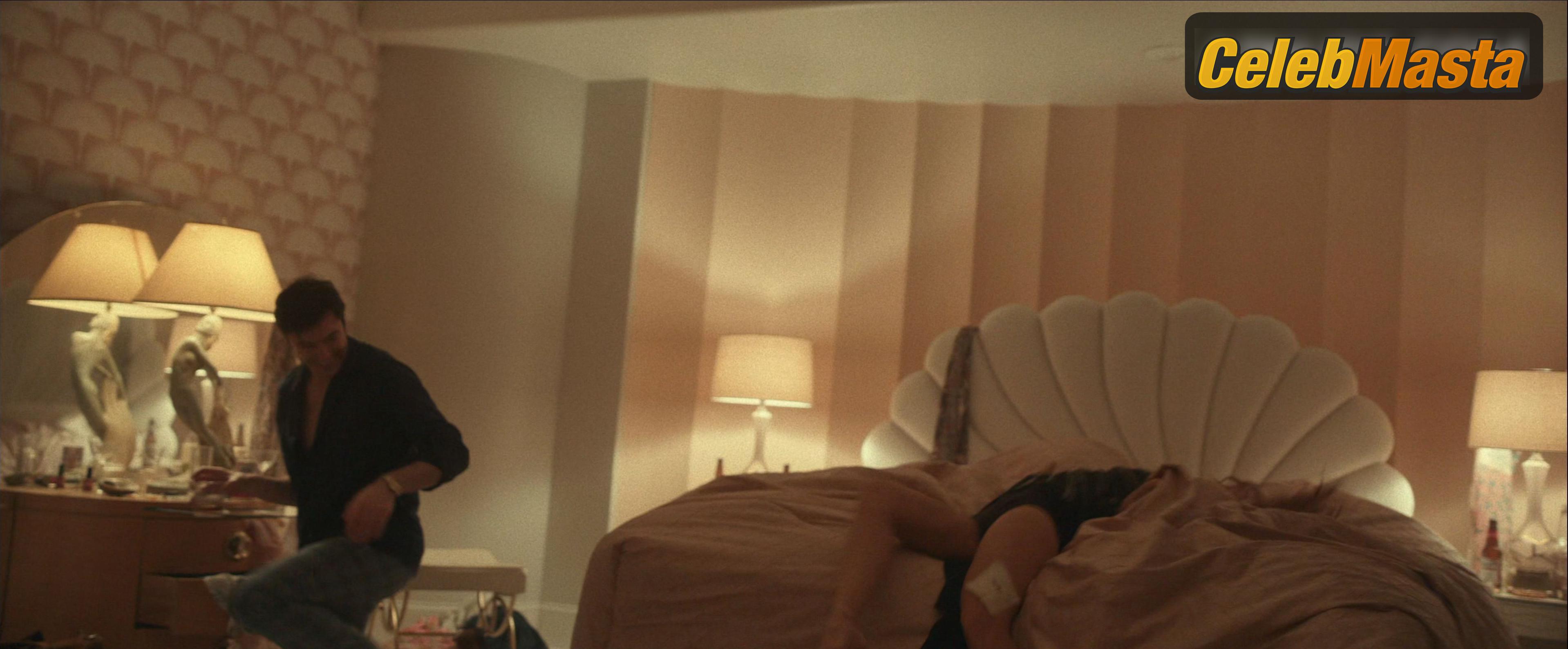 Riley Keough Photo Gallery from Daisy Jones & The Six photo 3