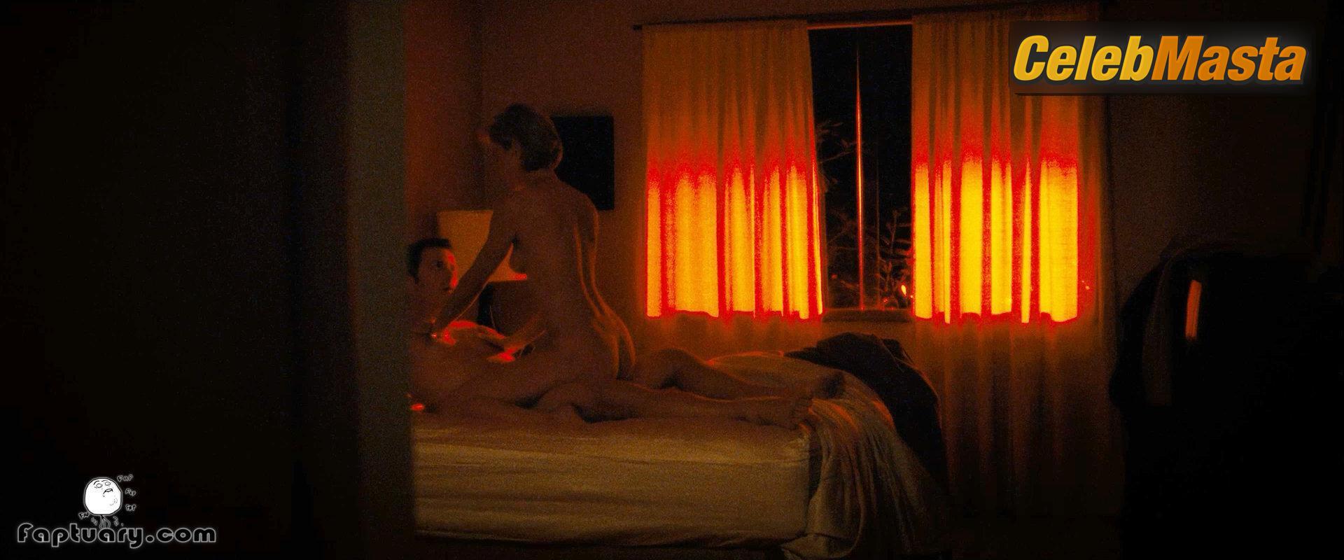 Photo Gallery: Radha Mitchell in Feast Of Love photo 3