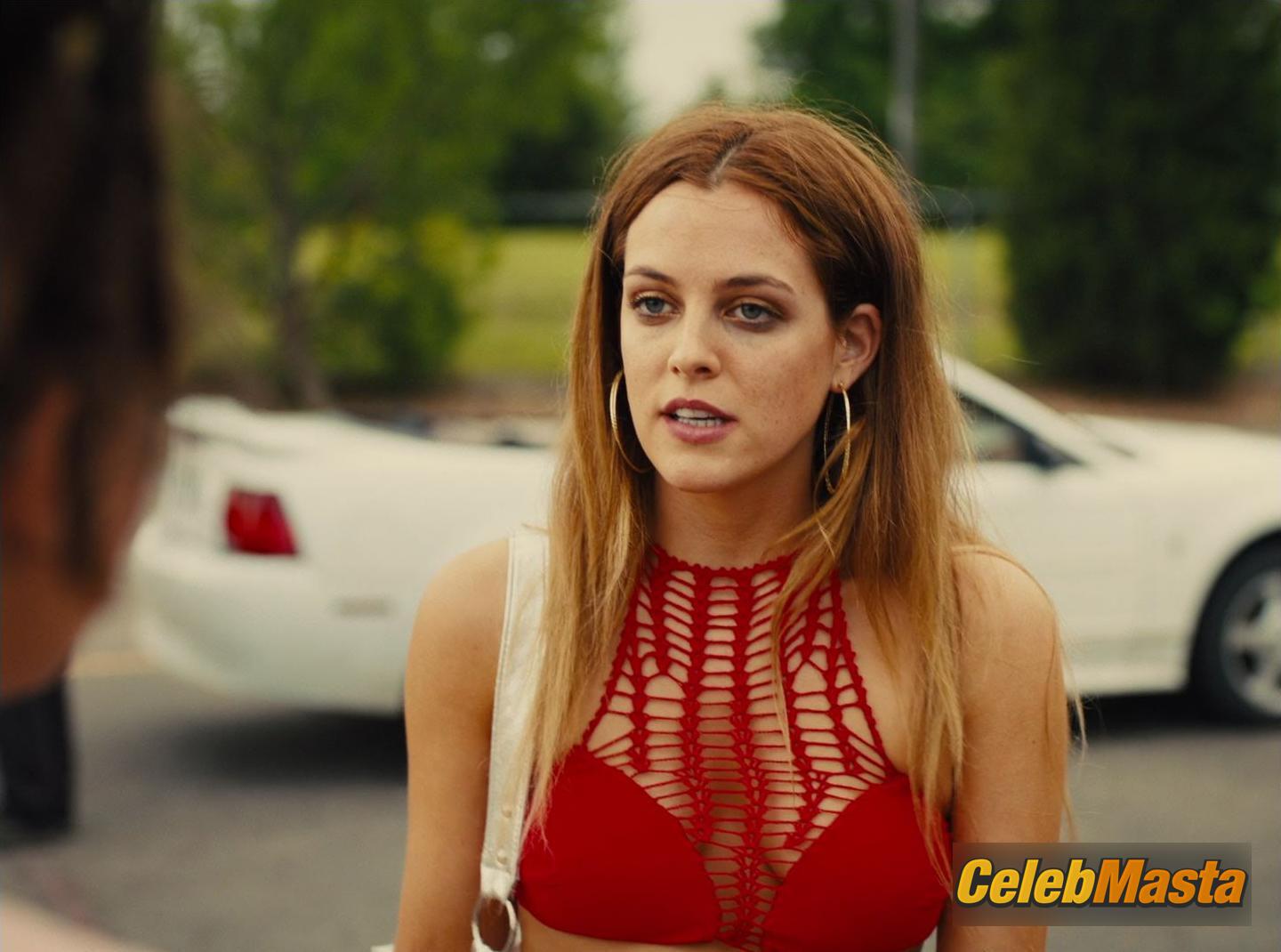 Riley Keough Photo Set from American Honey photo 3