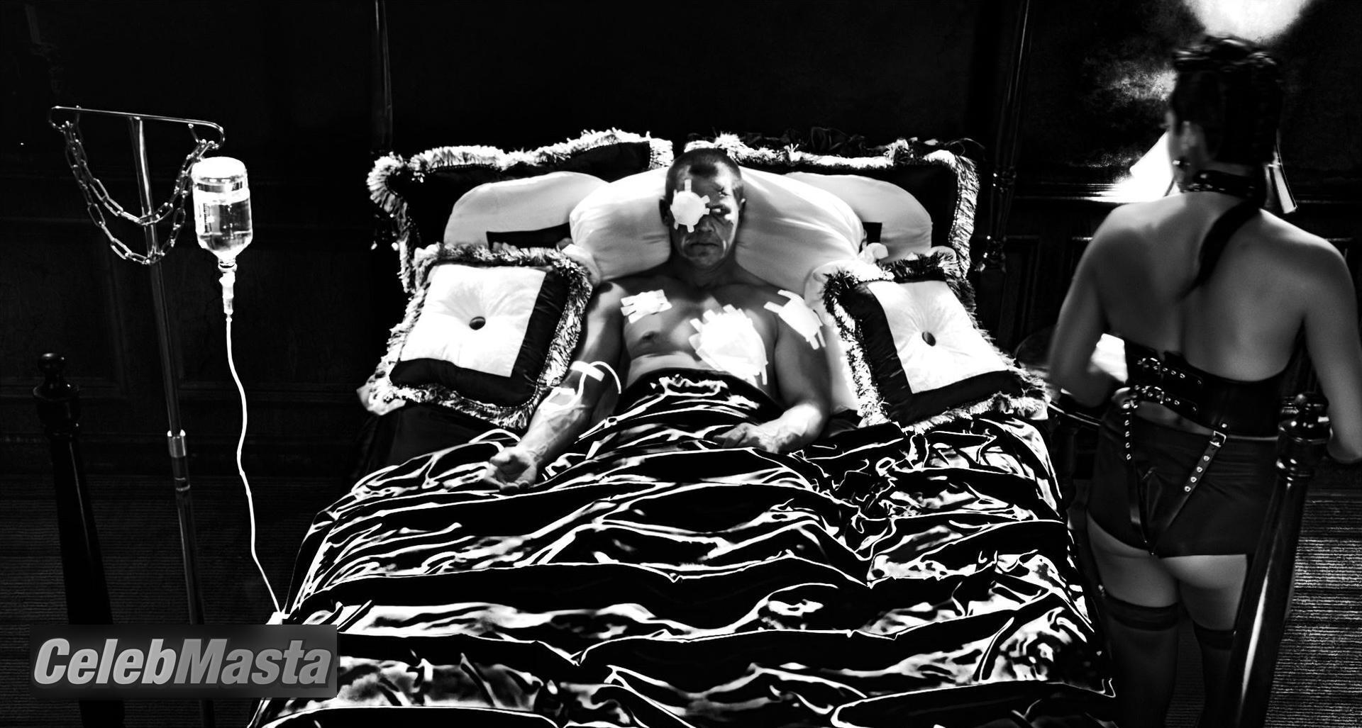 Rosario Dawson Photo Set from Sin City A Dame To Kill For photo 4