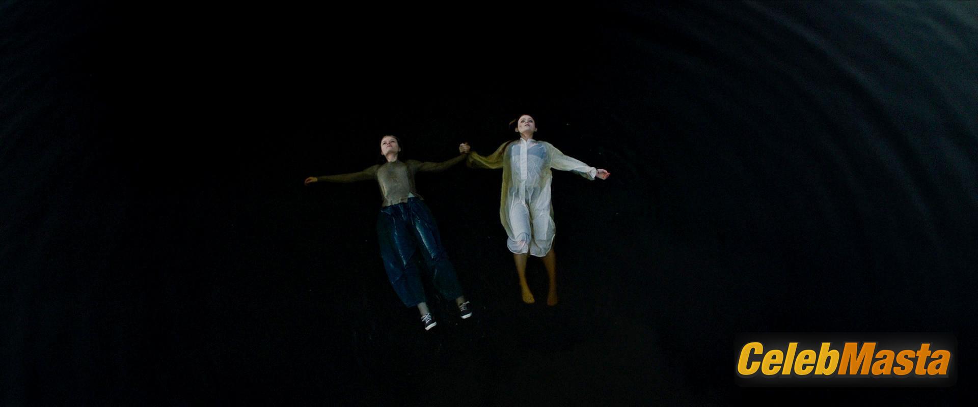 Sadie Sink Scene Photos Gallery from A Sacrifice photo 2