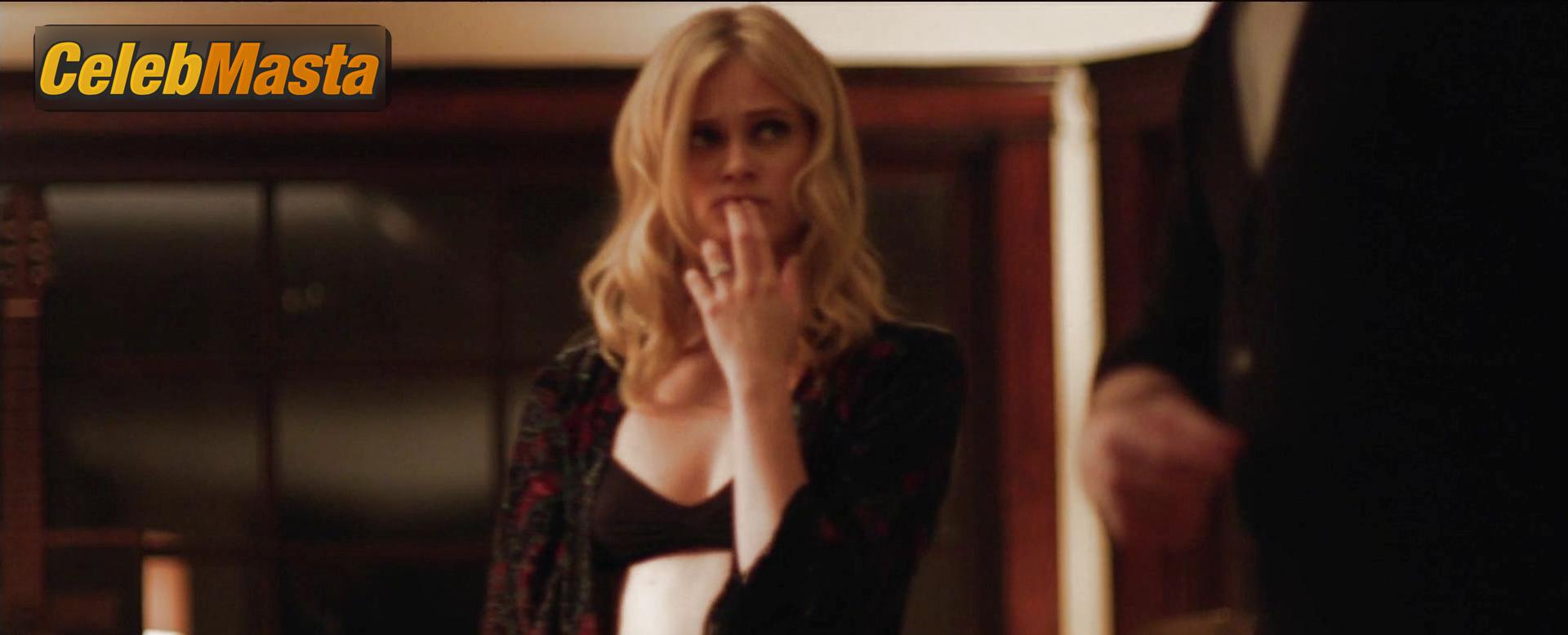 Sara Paxton Scene Photos Gallery from Cheap Thrills photo 2