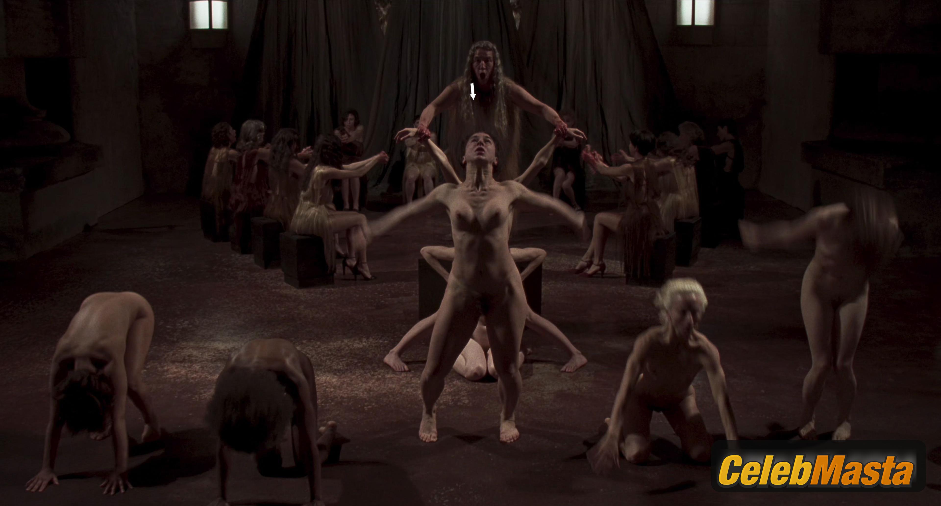 Photo Gallery: Sara Sguotti in Suspiria photo 1
