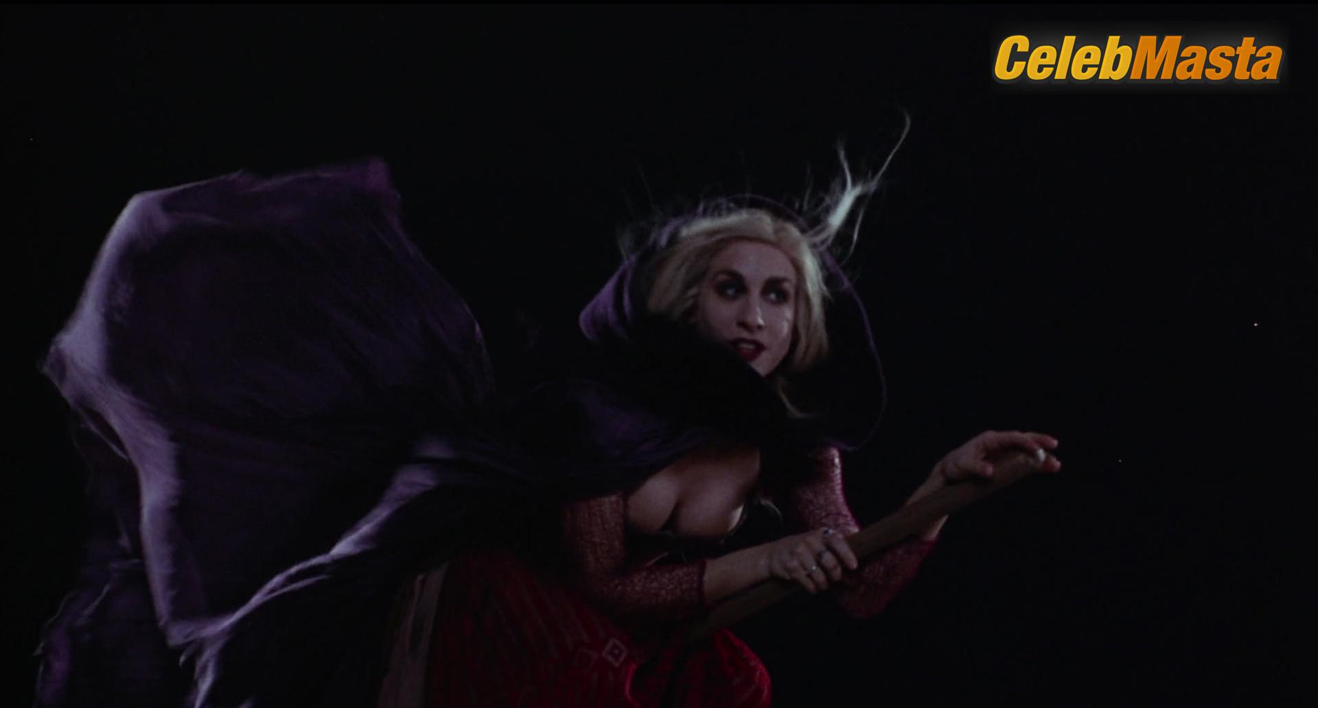 Sarah Jessica Parker Scene Photos Gallery from Hocus Pocus photo 3