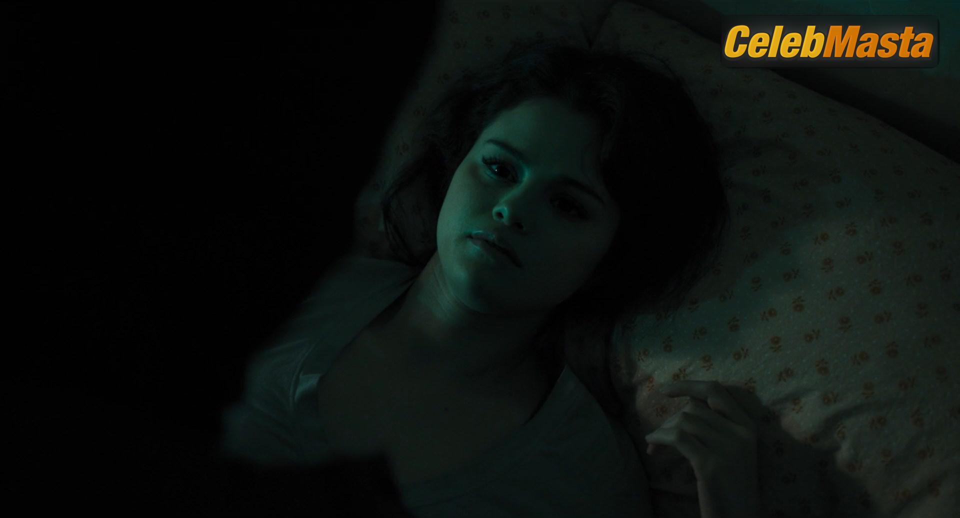 Selena Gomez Photo Gallery from Only Murders In The Building photo 3