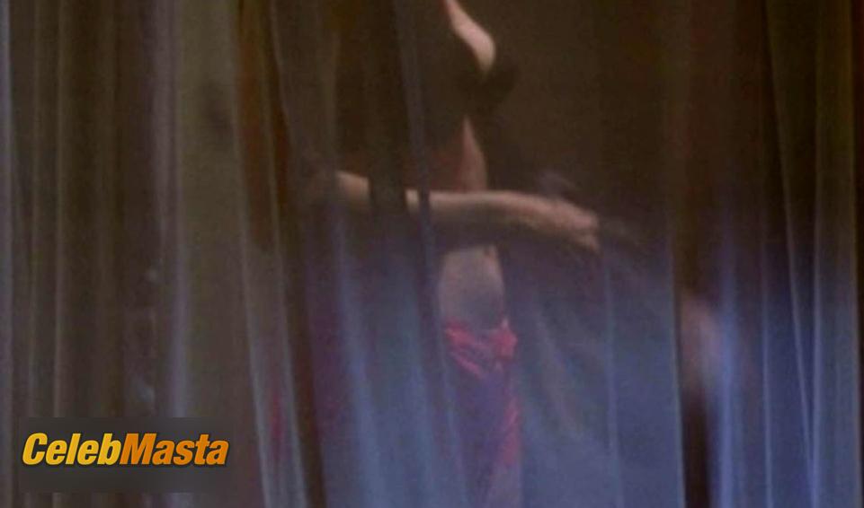 Sarah Silverman Photo Set from I Want Someone To Eat Cheese With photo 2