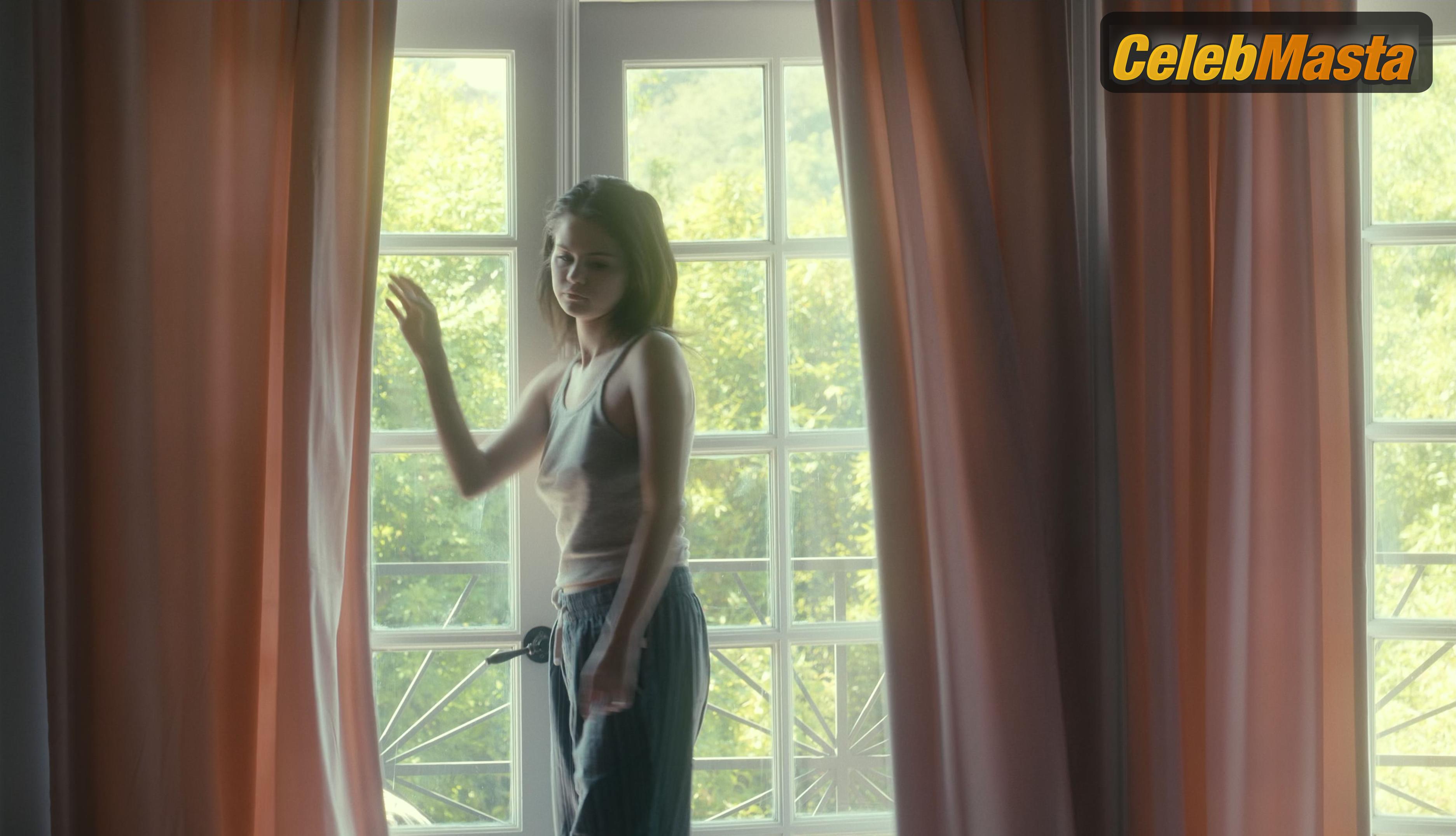 Selena Gomez Gallery: My Mind & Me photo 2