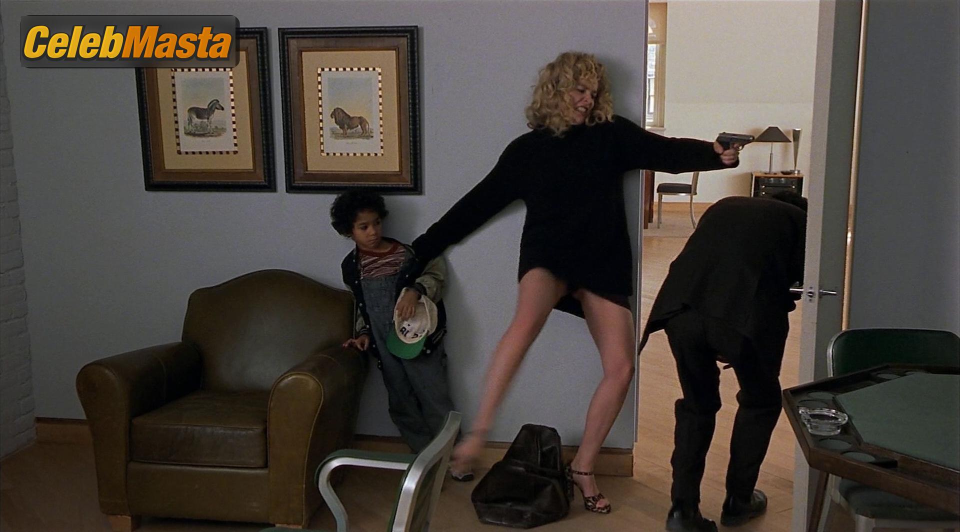 Photo Gallery: Sharon Stone in Gloria photo 3