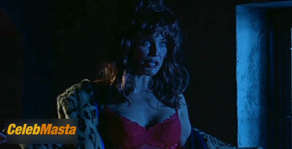 Photo Gallery: Sharon Stone in Picking Up The Pieces photo 1