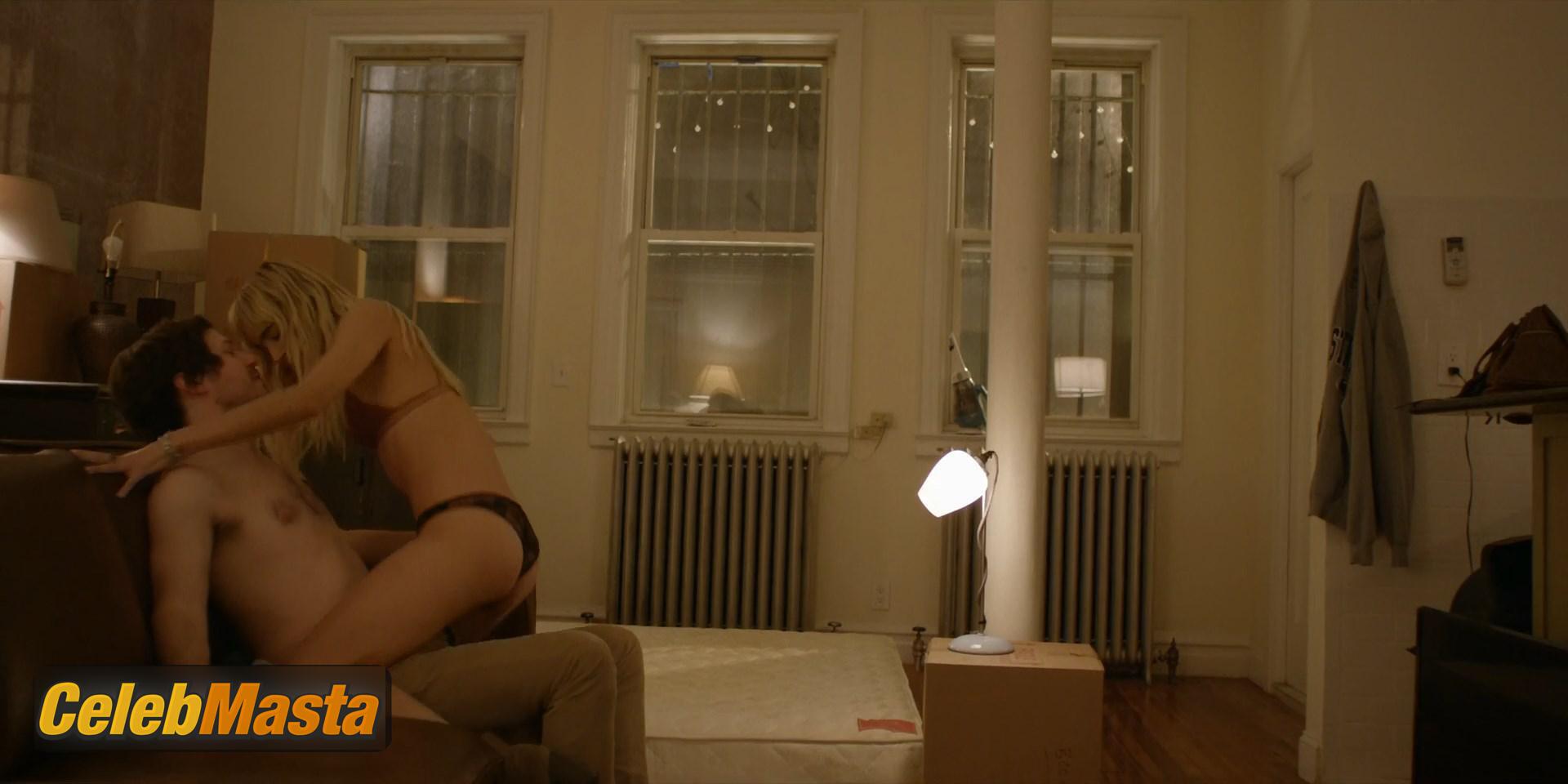 Photo Gallery: Sofia Boutella in Modern Love photo 2