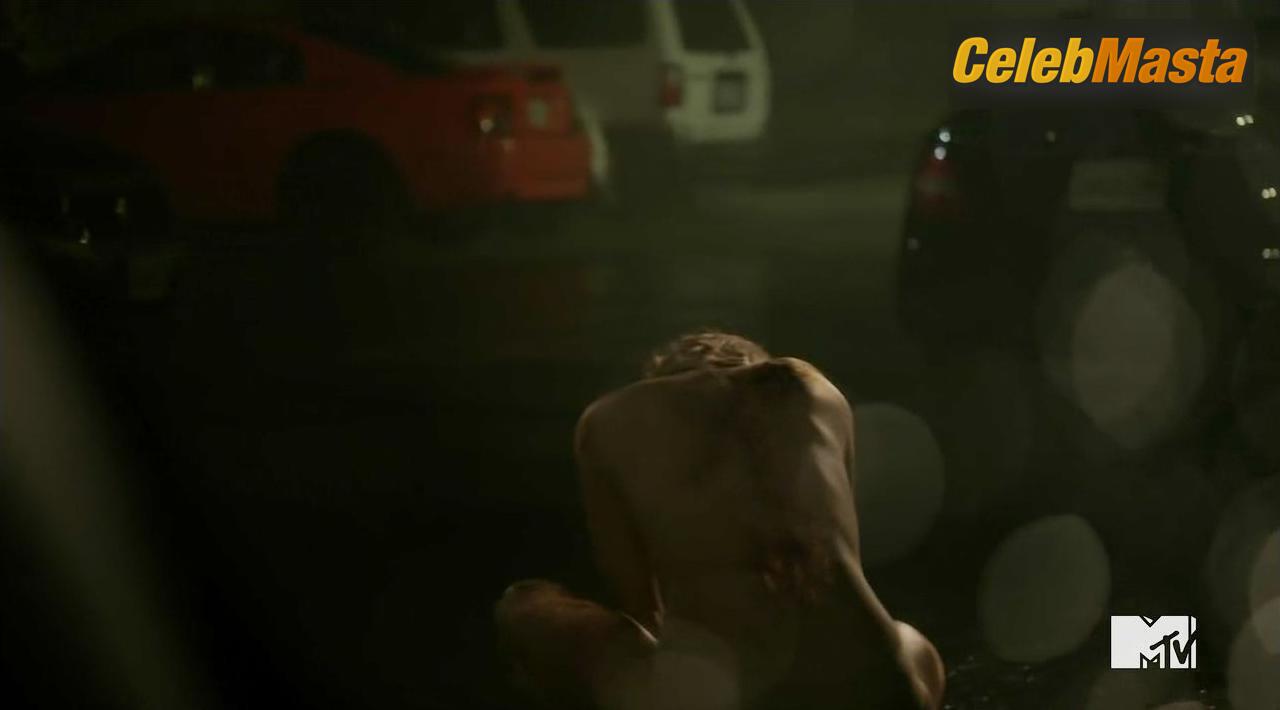 Shelley Hennig Photo Set from Teen Wolf photo 3