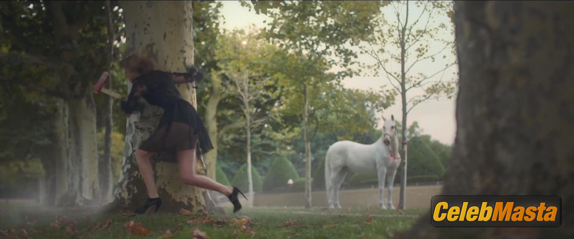 Photo Gallery: Taylor Swift Blank Space photo 4