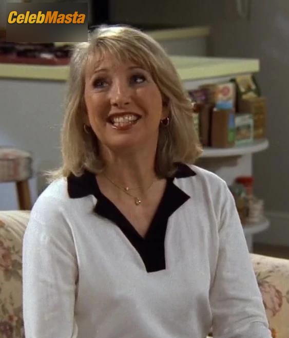 Teri Garr Scene Photos Gallery from Friends photo 1