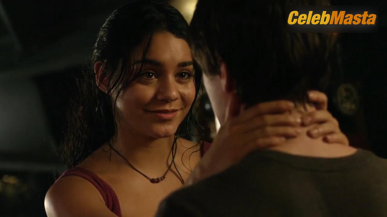 Photo Gallery: Vanessa Hudgens in Journey 2 The Mysterious Island photo 4