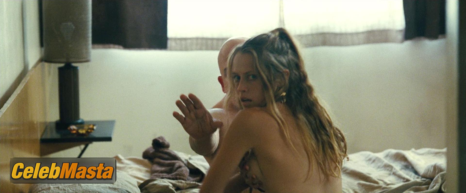 Teresa Palmer Photo Gallery from Message From The King photo 4