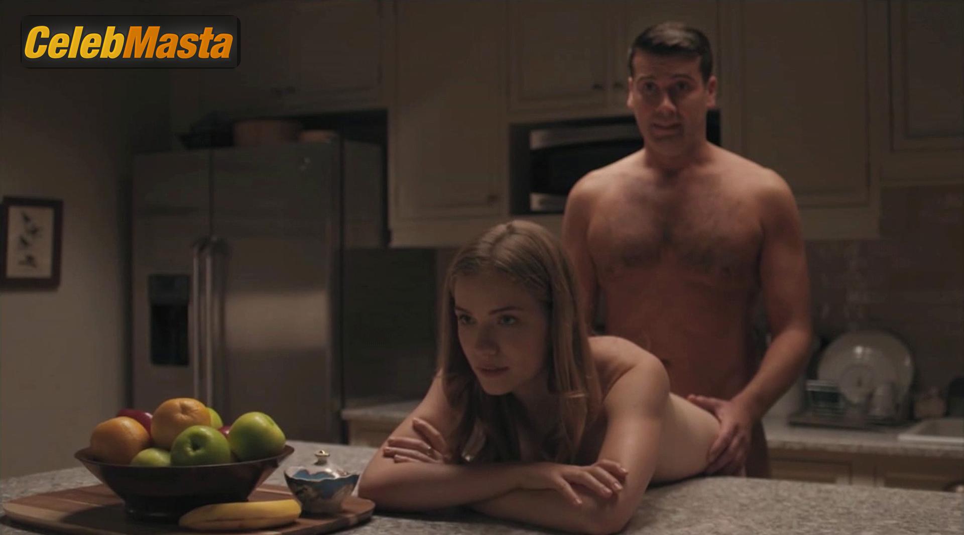 Photo Gallery: Willa Fitzgerald in Alpha House photo 2