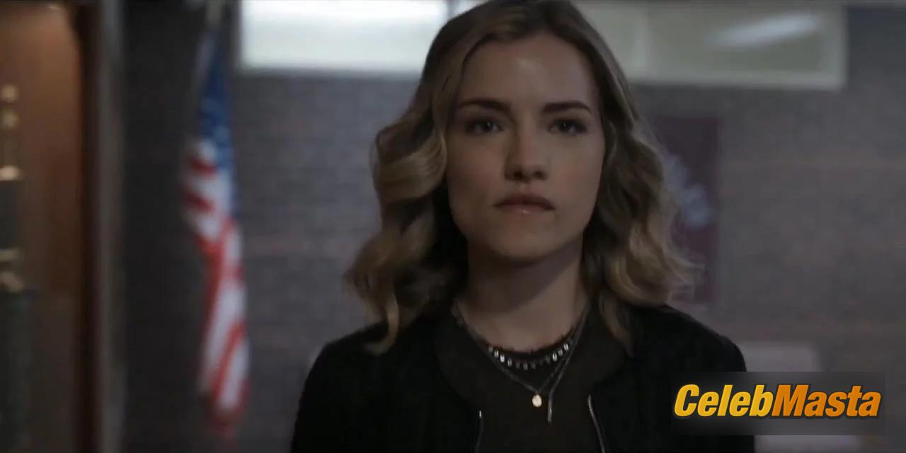 Willa Fitzgerald Scene Photos Gallery from Dare Me photo 3