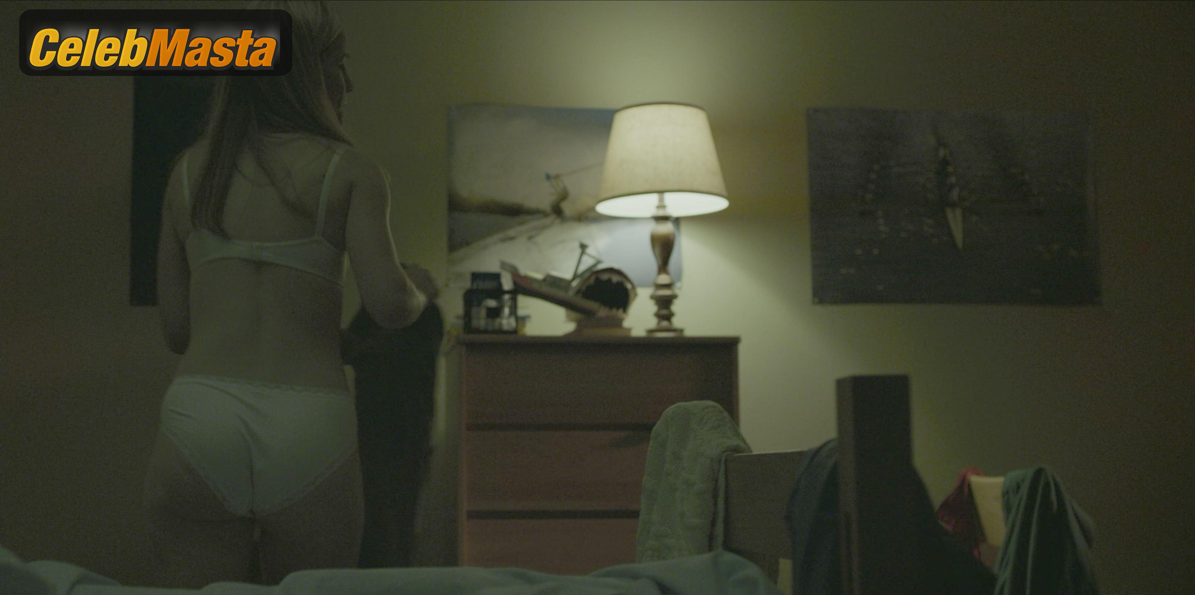 Willa Fitzgerald Photo Set from House Of Cards photo 3