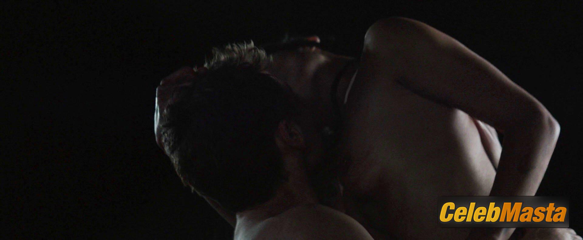 Photo Gallery: Zoe Kravitz in Vincent N Roxxy photo 3