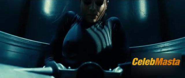 Zoe Saldana Scene Photos Gallery from Colombiana photo 4