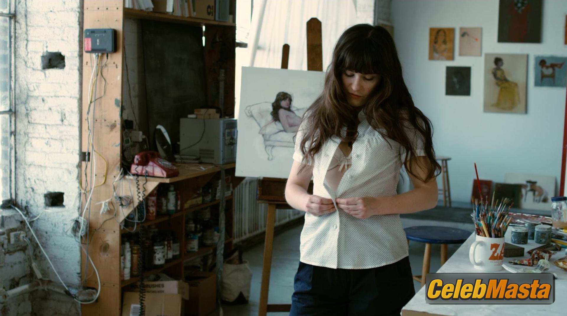 Photo Gallery: Zooey Deschanel in Our Idiot Brother photo 1