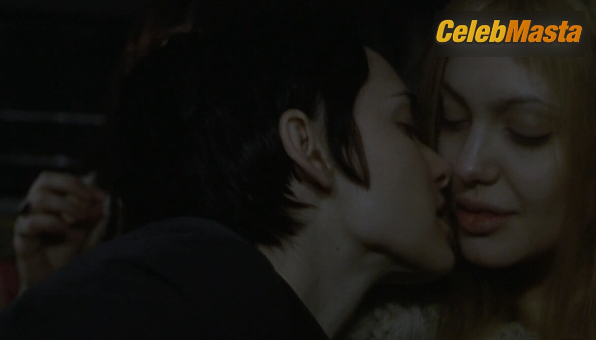 Winona Ryder Photo Set from Girl, Interrupted photo 4