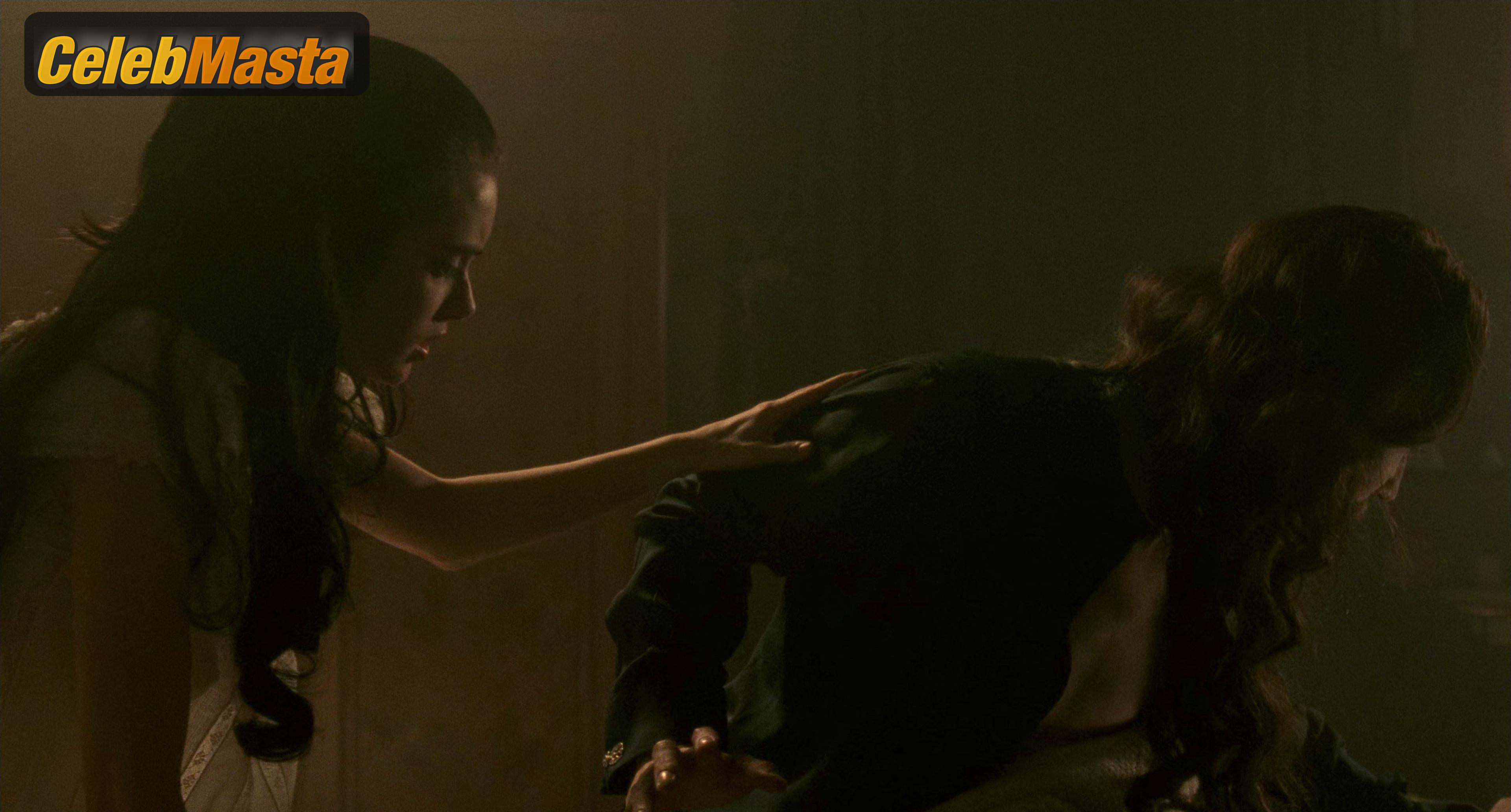 Photo Gallery: Winona Ryder in Dracula photo 3