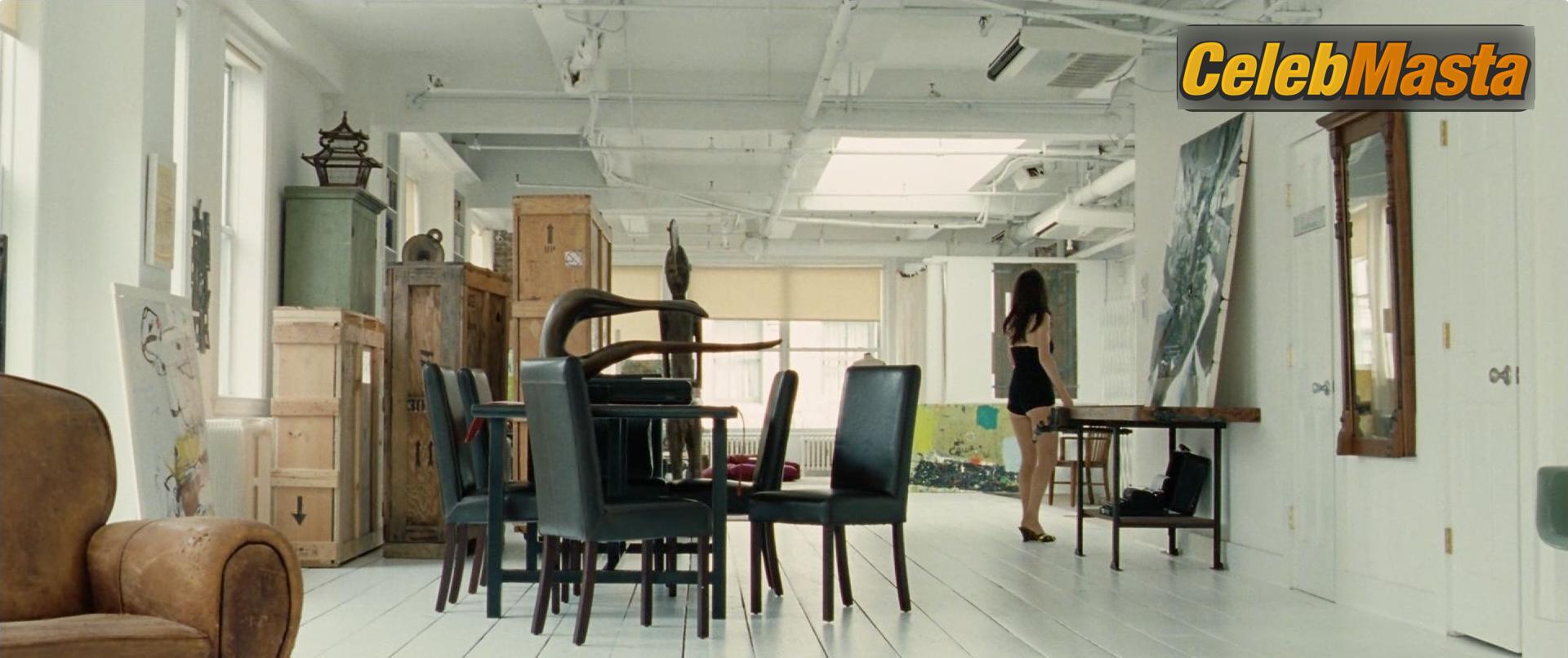 Zooey Deschanel Photo Set from Gigantic photo 2