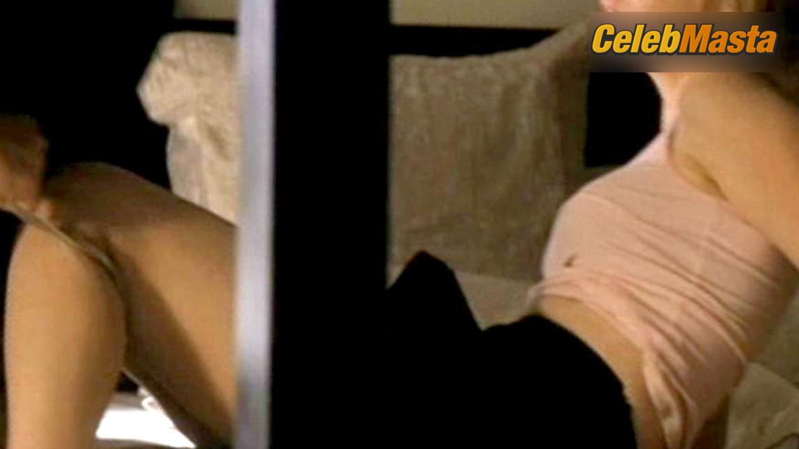 Photo Gallery: Zooey Deschanel in House Hunting photo 2
