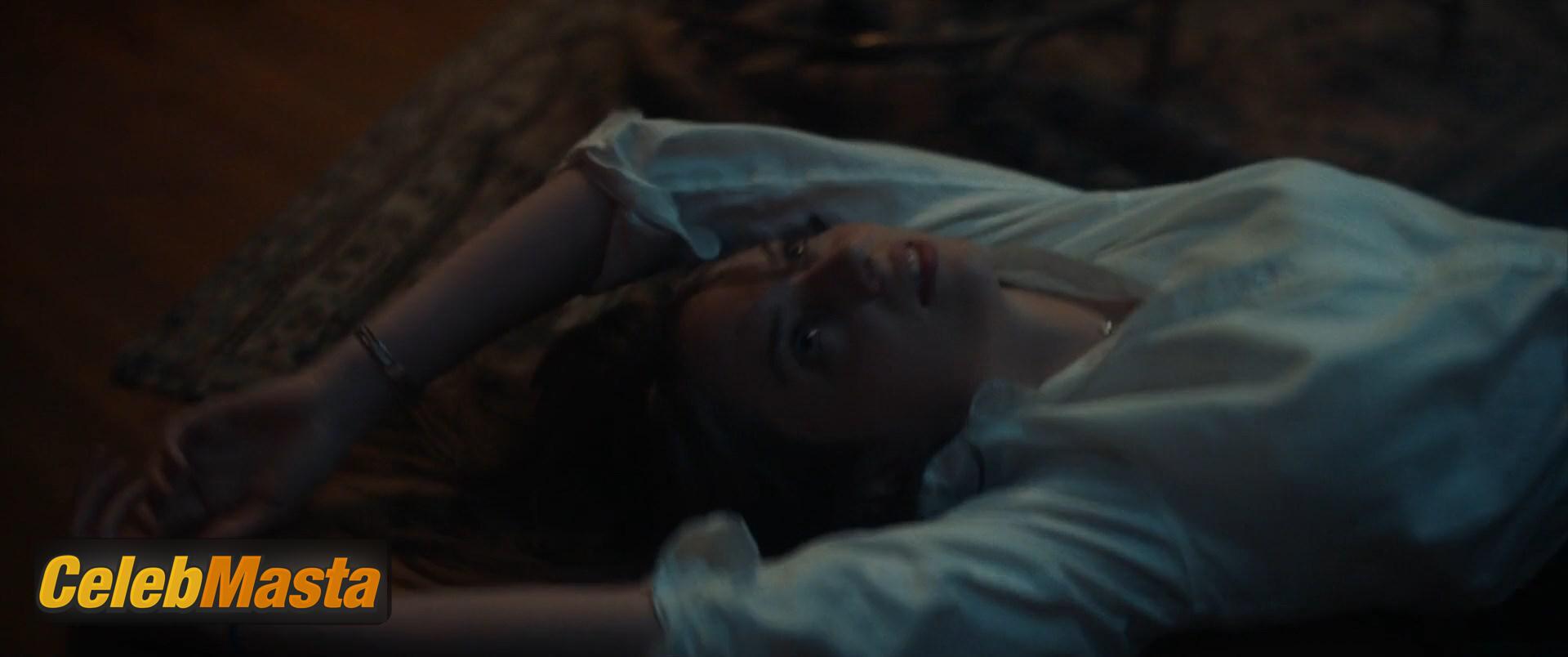 Maya Hawke Photo Collection from Mainstream photo 1