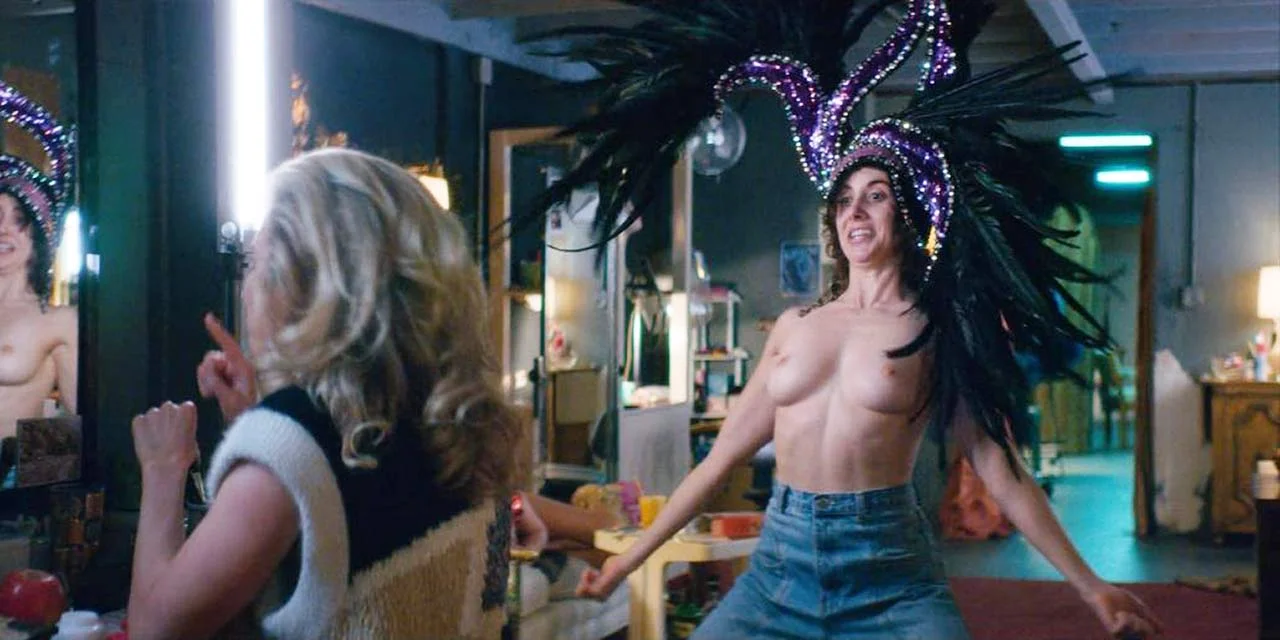 Alison Brie Alison Brie Nude Scene Photos Gallery - Photo 10 of 58