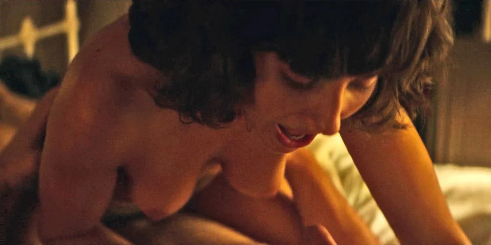 Alison Brie Alison Brie Nude Scene Photos Gallery - Photo 24 of 58
