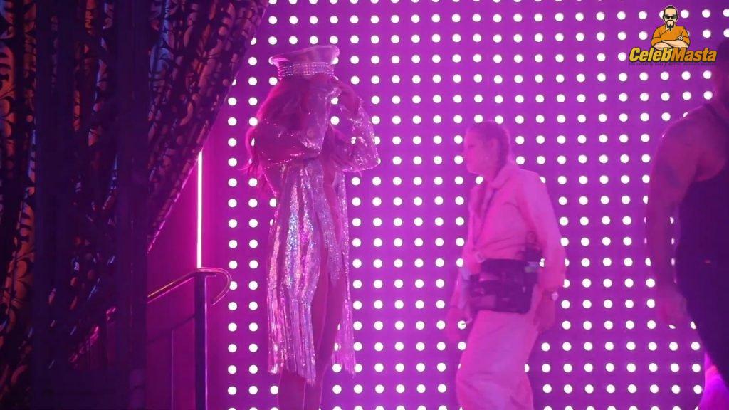 Jennifer Lopez Jennifer Lopez Naked Photo Gallery - Photo 47 of 140