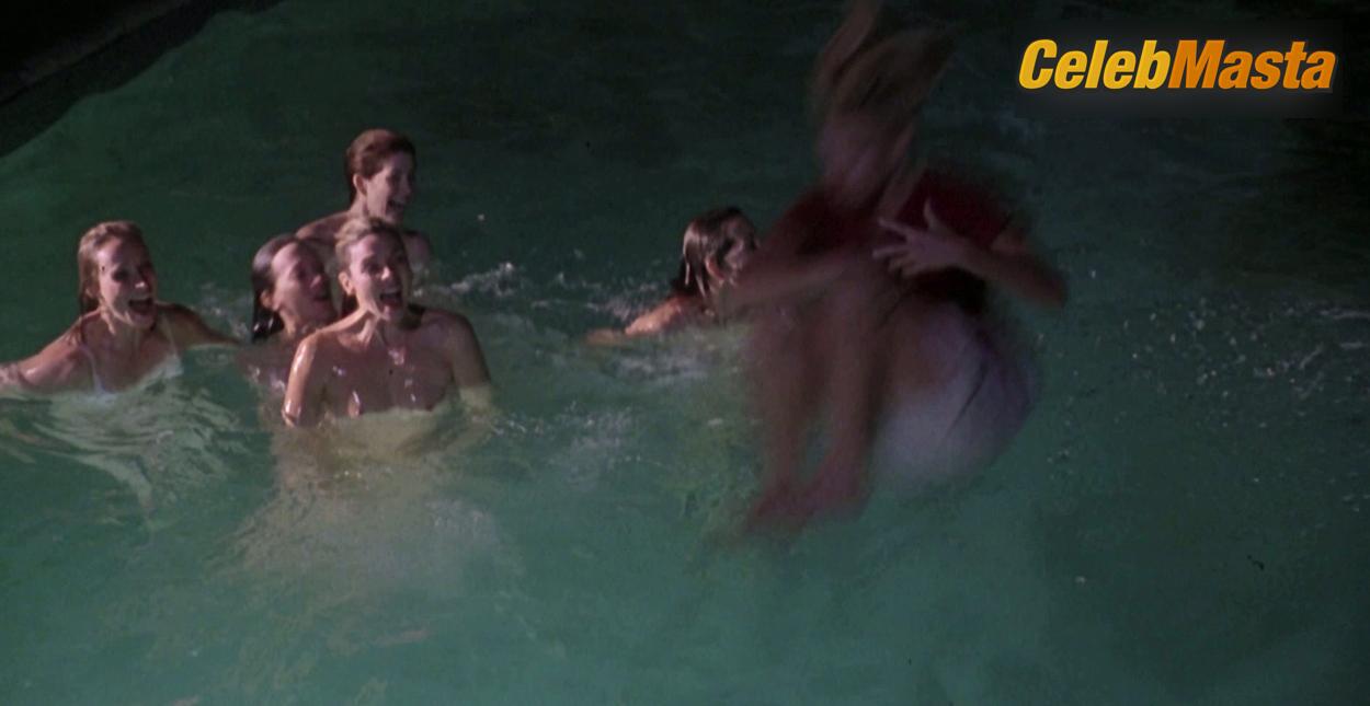 Kim Cattrall Kim Cattrall Sexy Nude Gallery from Live Nude Girls - Photo 12 of 15