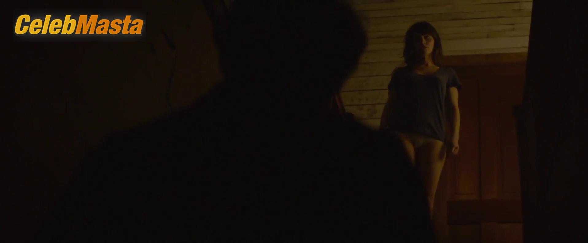 Aubrey Plaza Topless Photo Set from The Driftless Area photo 4