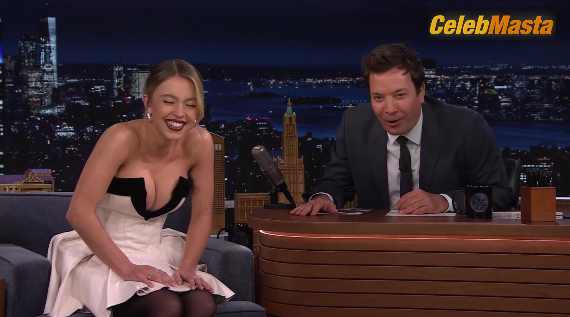 Sydney Sweeney Naked Photo Gallery — The Tonight Show Starring Jimmy Fallon photo 2